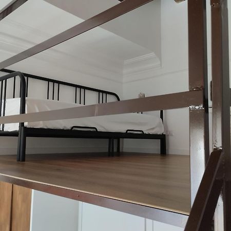 Residence E Appartamenti Cavallerizza Naples Luaran gambar