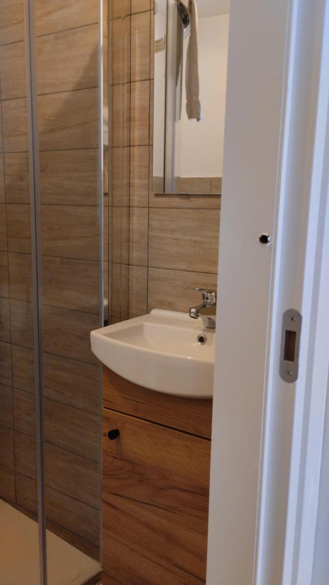 Residence E Appartamenti Cavallerizza Naples Luaran gambar