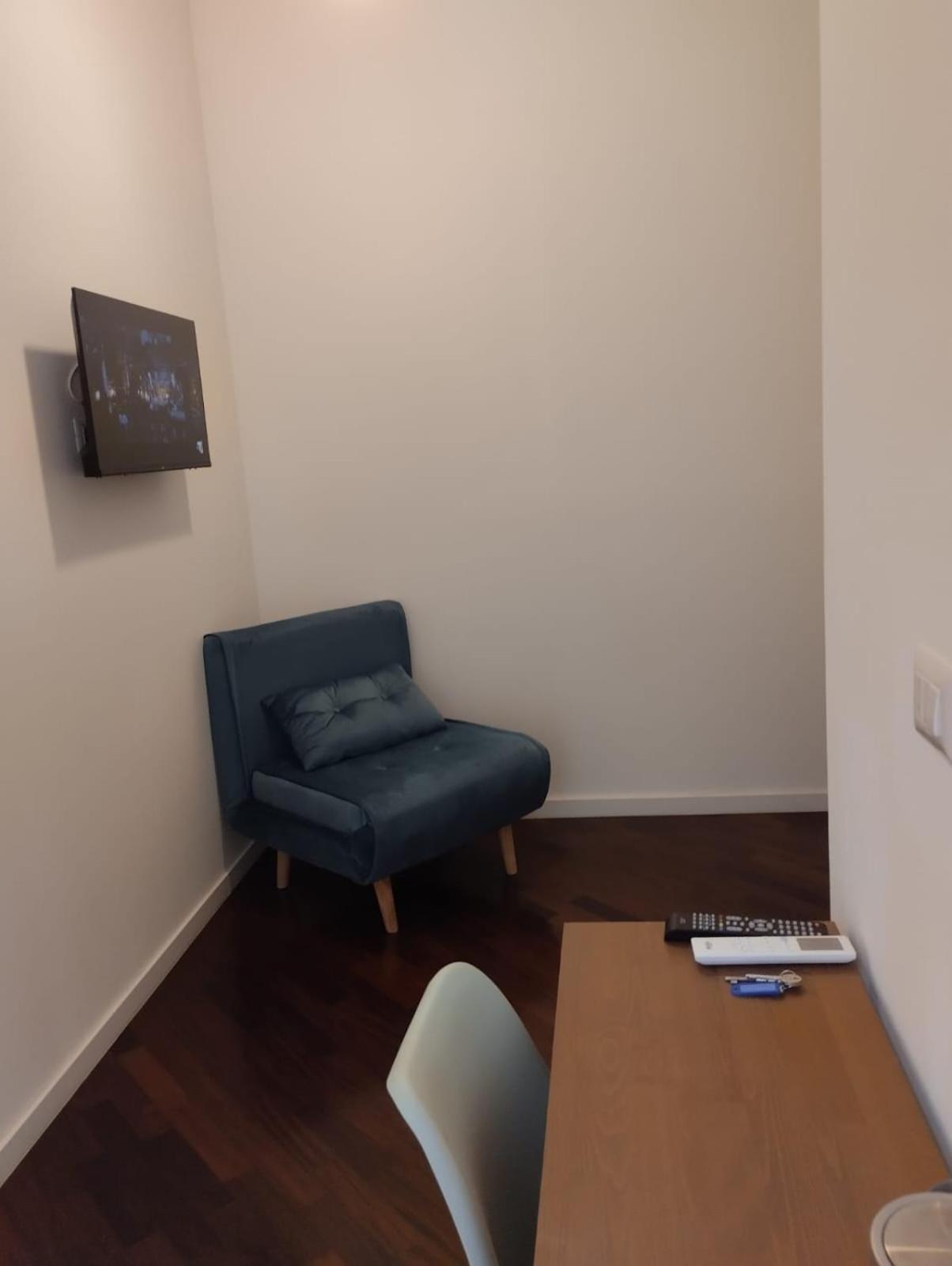 Residence E Appartamenti Cavallerizza Naples Luaran gambar