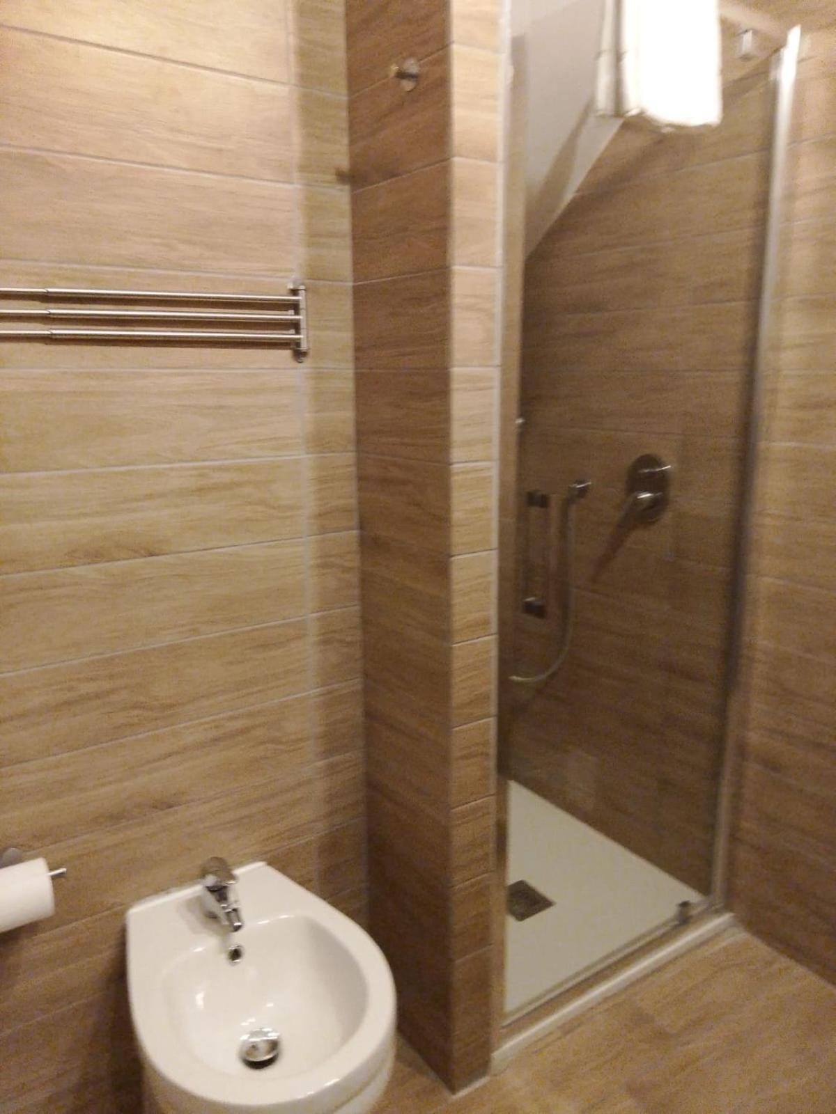 Residence E Appartamenti Cavallerizza Naples Luaran gambar