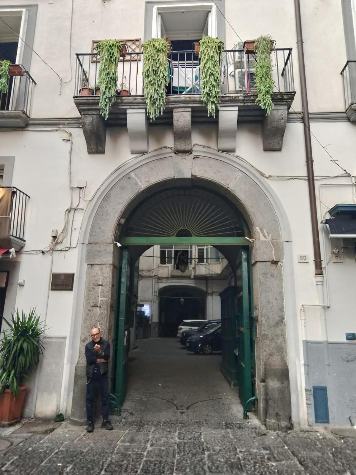 Residence E Appartamenti Cavallerizza Naples Luaran gambar