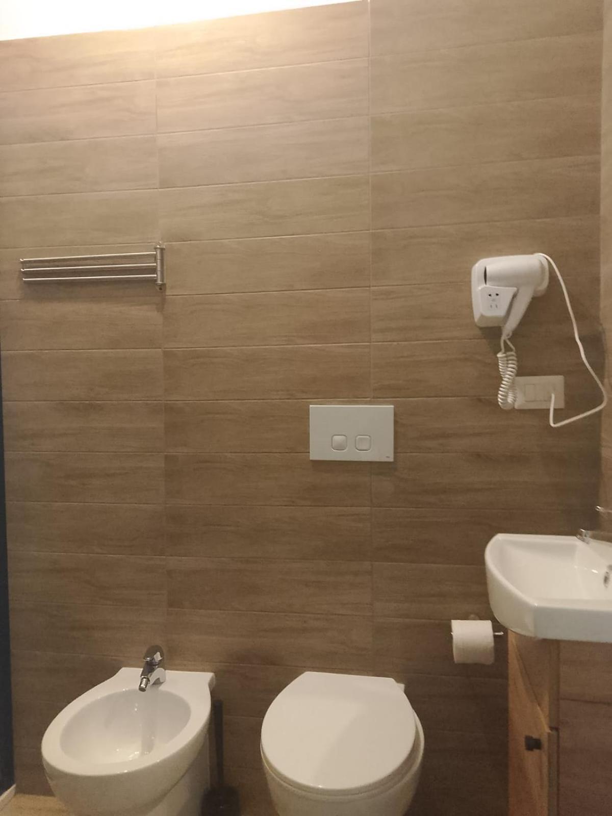 Residence E Appartamenti Cavallerizza Naples Luaran gambar